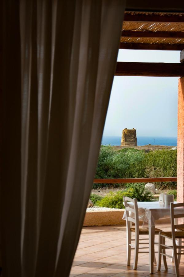 Hotel Trinita Dei Corsari Torre dei Corsari Exteriör bild